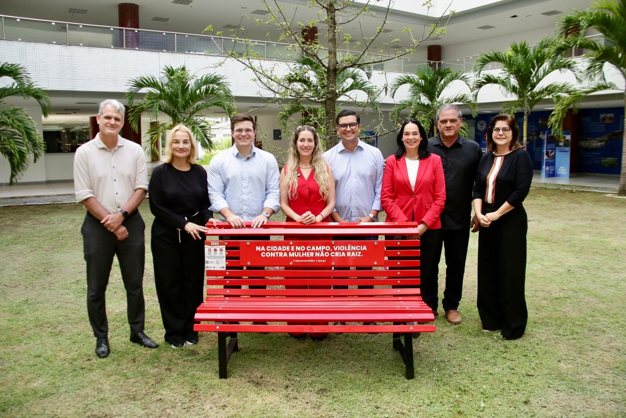 O IPA se torna o primeiro instituto agronômico do Brasil a receber o símbolo nacional de combate ao feminicídio